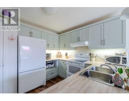 31 ACORN TRAIL - 12