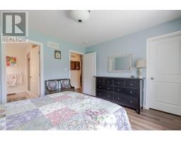 31 ACORN TRAIL - 18