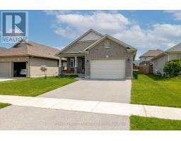 31 ACORN TRAIL - 2