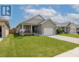 31 ACORN TRAIL - 3