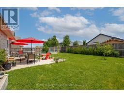 31 ACORN TRAIL - 34