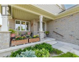 31 ACORN TRAIL - 5