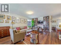 31 ACORN TRAIL - 7