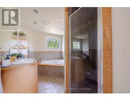 7474 RIVERSIDE DRIVE - 28