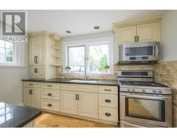 883 WATERLOO STREET - 11