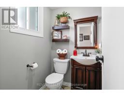 2 - 486 SPRINGBANK AVENUE N - 13