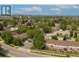 2 - 486 SPRINGBANK AVENUE N - 2