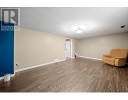 2 - 486 SPRINGBANK AVENUE N - 31
