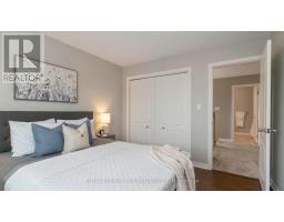 16 KENSINGTON COURT - 26
