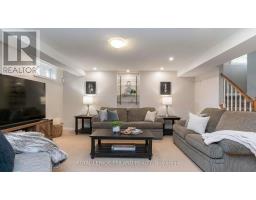 16 KENSINGTON COURT - 30