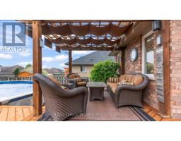 16 KENSINGTON COURT - 38