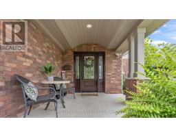 16 KENSINGTON COURT - 5
