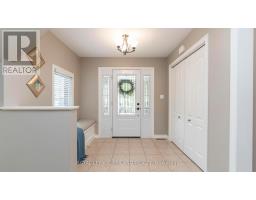 16 KENSINGTON COURT - 6