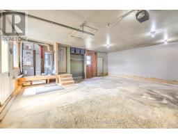 2406 JANE STREET - 19