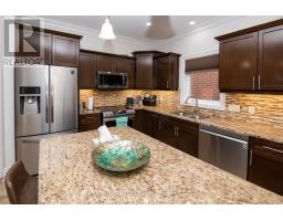 1728 BEAVERBROOK AVENUE - 13