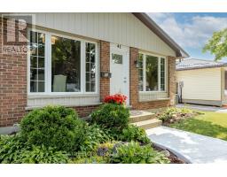 41 FENNELL CRESCENT - 1
