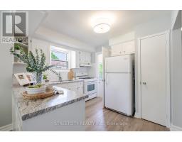 41 FENNELL CRESCENT - 11