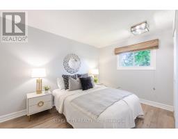 41 FENNELL CRESCENT - 17