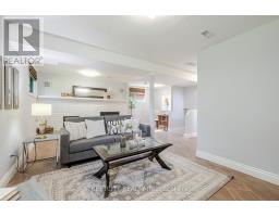 41 FENNELL CRESCENT - 26