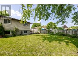 41 FENNELL CRESCENT - 32