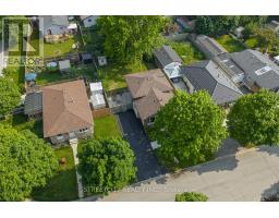 41 FENNELL CRESCENT - 35
