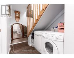 1053 OXFORD STREET E - 29