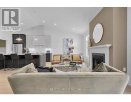15 - 1080 UPPERPOINT AVENUE - 13