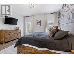 3 HARDY COURT - 44