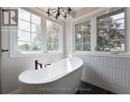 82 MASONVILLE CRESCENT - 24