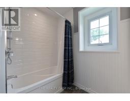 82 MASONVILLE CRESCENT - 28