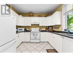 99 DUCHESS AVENUE - 31