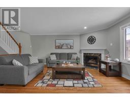 3 - 410 AMBLESIDE DRIVE - 4