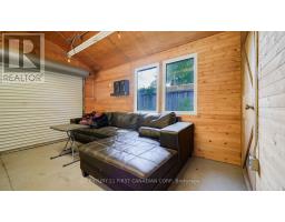 904 WILLOW DRIVE - 13
