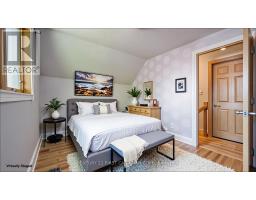 904 WILLOW DRIVE - 32