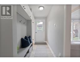 40 HAVENRIDGE CRESCENT - 21
