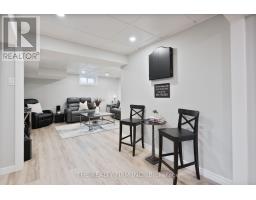 40 HAVENRIDGE CRESCENT - 28