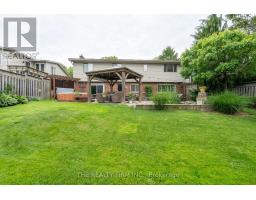 40 HAVENRIDGE CRESCENT - 36