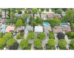 40 HAVENRIDGE CRESCENT - 43