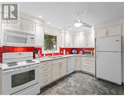 33 LAKESHORE DRIVE - 16