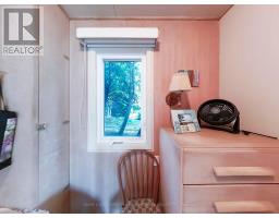 33 LAKESHORE DRIVE - 35