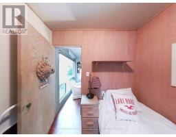 33 LAKESHORE DRIVE - 36