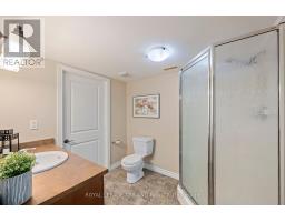 19 CHAMBERLAIN COURT - 26