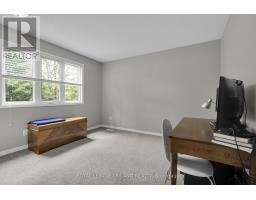 67 ROBINSON LANE - 31