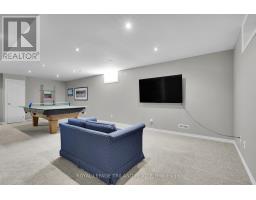 67 ROBINSON LANE - 34