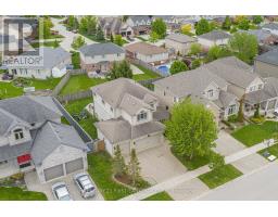 21 MAPLEWOOD LANE - 1