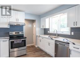 729 HOMESTEAD ROAD N - 16