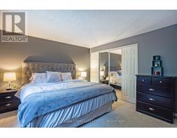 21 BEECHBANK CRESCENT - 28