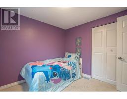 21 BEECHBANK CRESCENT - 30