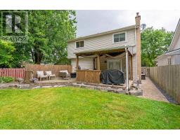 21 BEECHBANK CRESCENT - 37