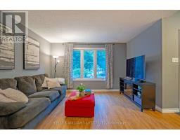 21 BEECHBANK CRESCENT - 4